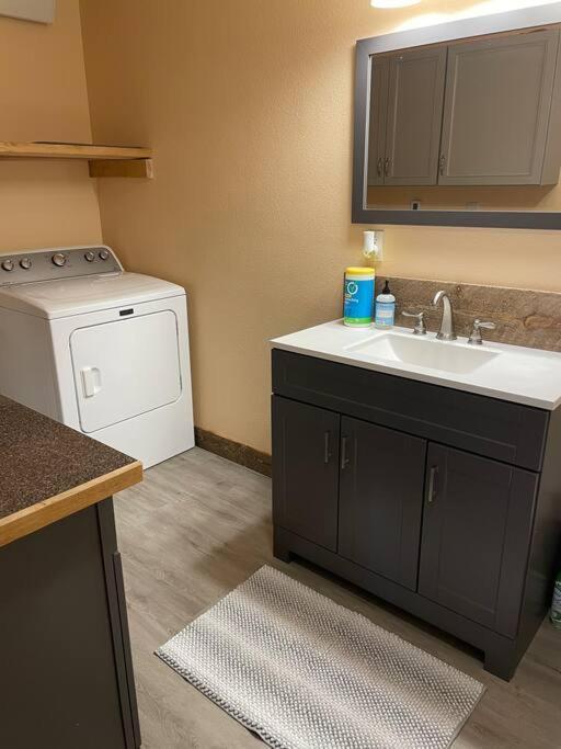 Parkway Yellowstone Guest House #7 Gardiner Extérieur photo
