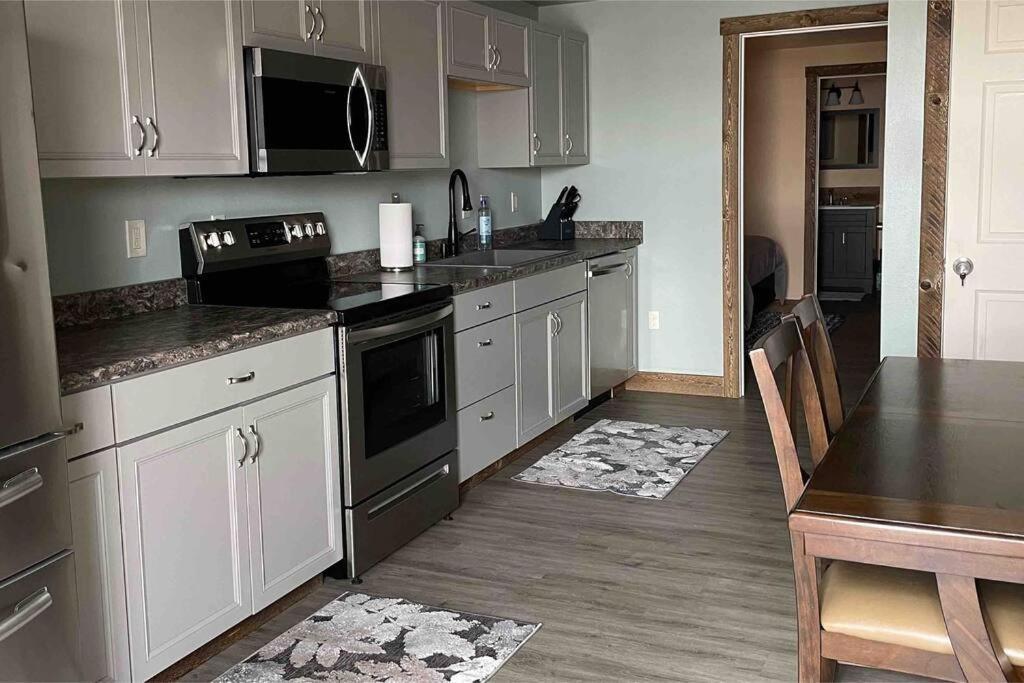 Parkway Yellowstone Guest House #7 Gardiner Extérieur photo